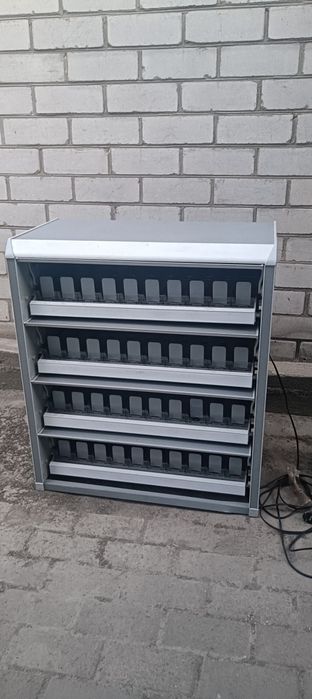 Продам полку для сигарет