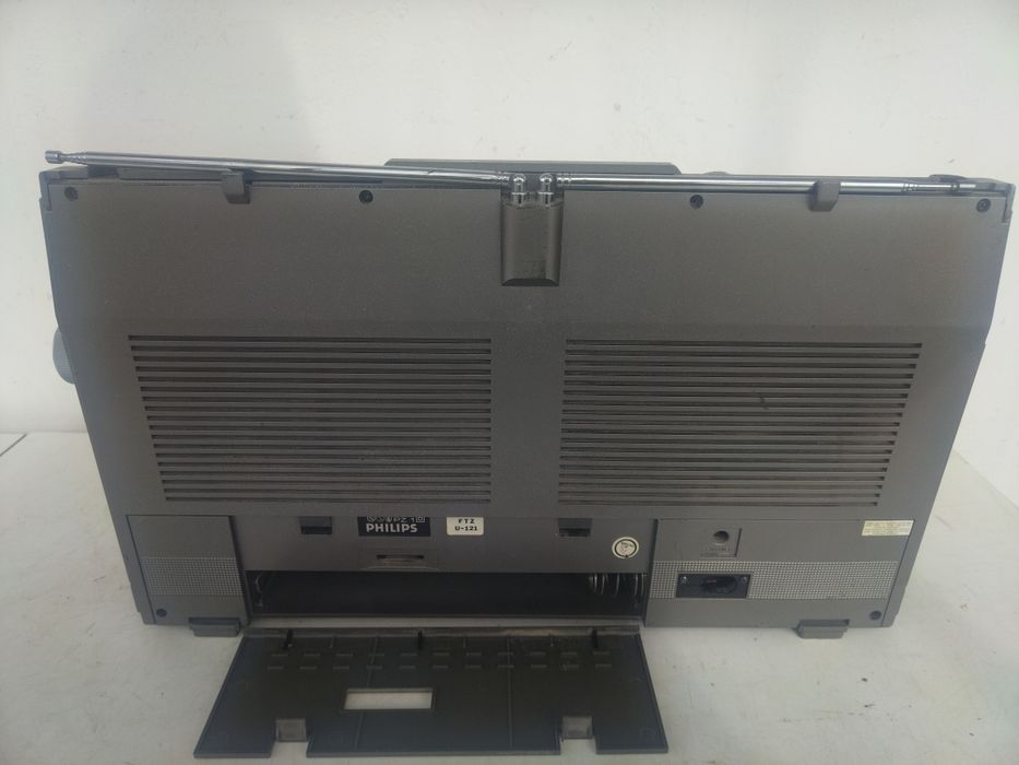 Радио касетофон PHILIPS D9714 Elephant Слонът 1981г. 
Ghettoblaster Vi