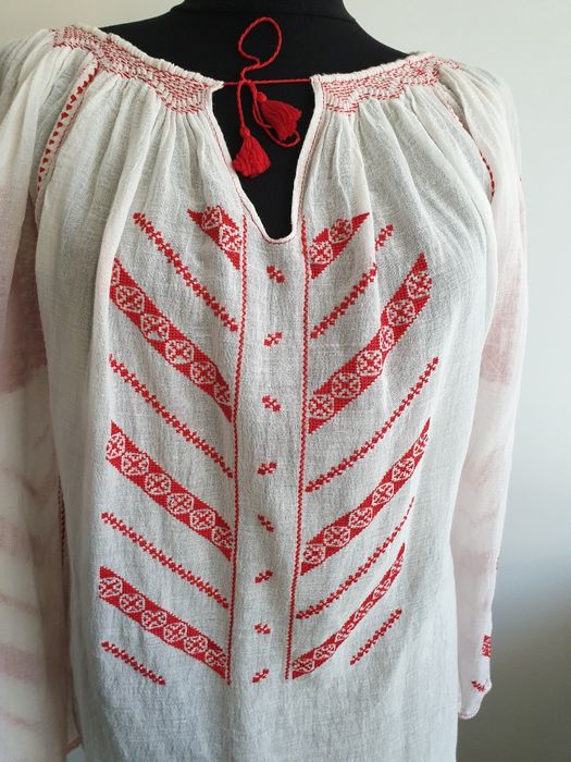 Ie traditionala autentica