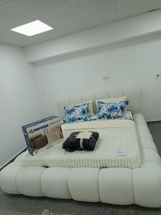 Спални легла и Мека мебел