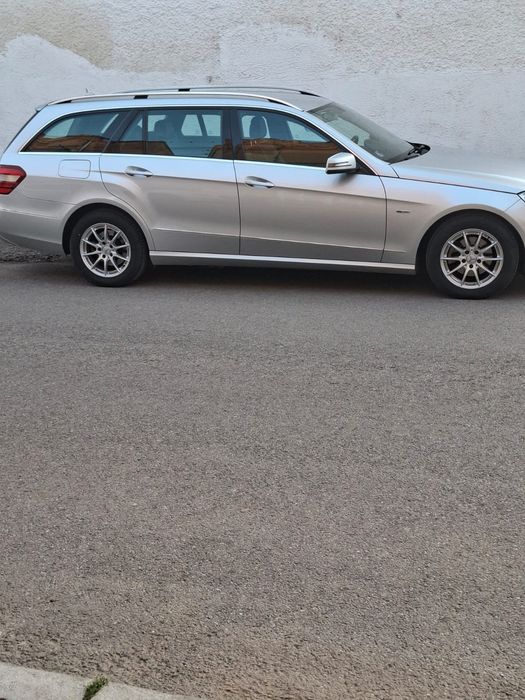 MERCEDES-BENZ E-Class 2010 — imagine 3