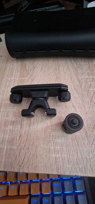 Insta360 magnetic selfie stick holster