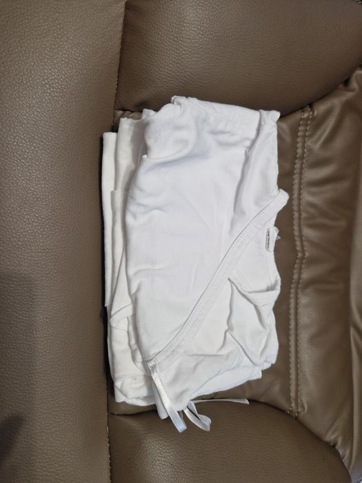 Продавам бебешки дрешки