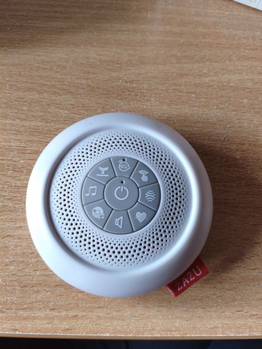 Машинка за паучове и за бял шум