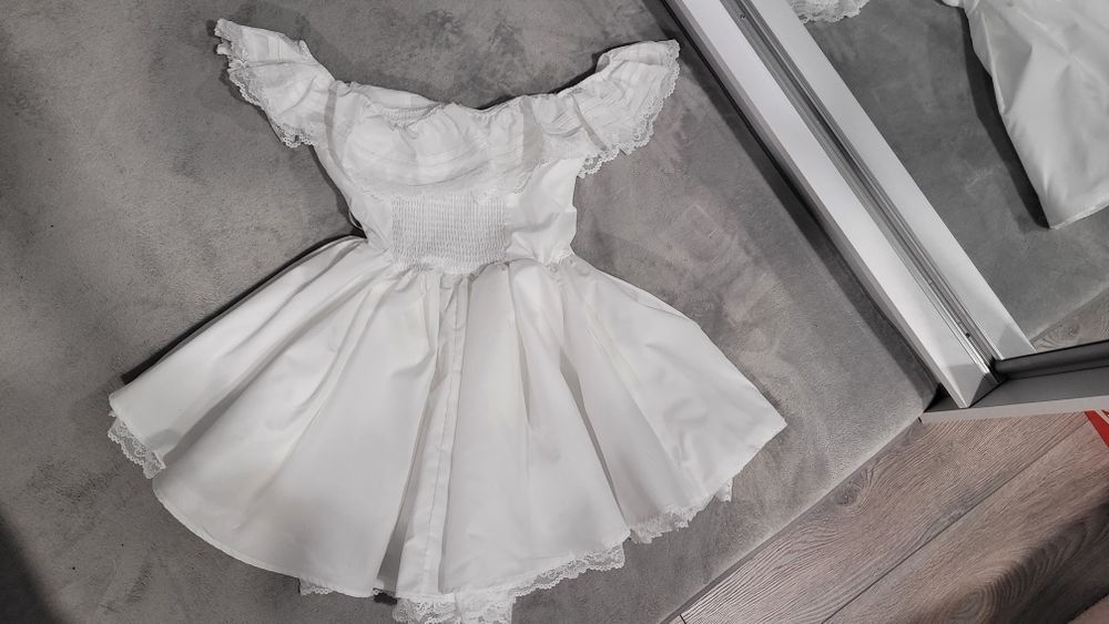 Бяла къса рокля Shein