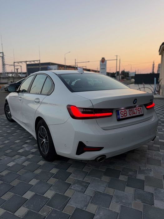 BMW 3 Series 2022 — imagine 4