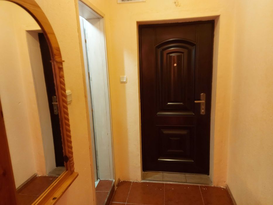 Продава се Тристаен апартамент в Стара Загора, Център - 100 кв.м за 1450 €/кв.м - Снимка #13