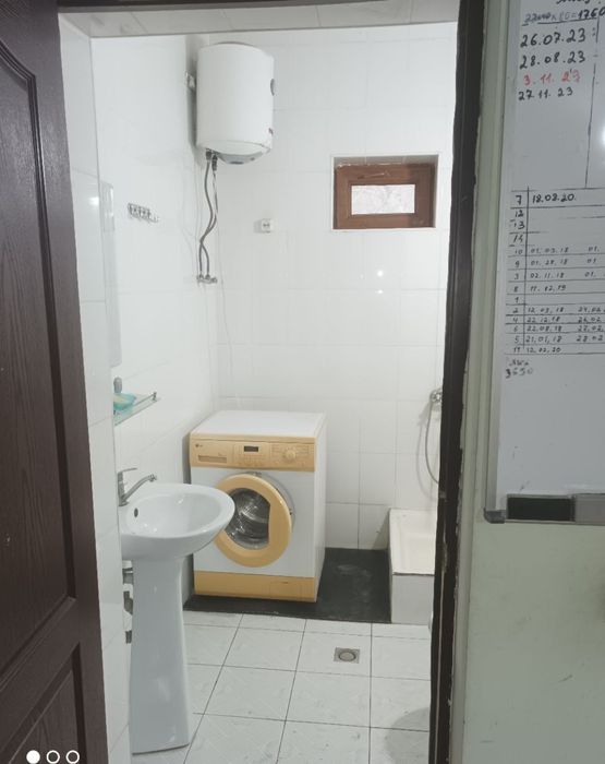 Продаётся нежилой участок 1,2 гектара со складом.