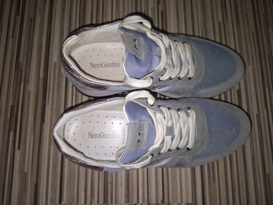 Adidași piele Nero Giardini mărime 36.