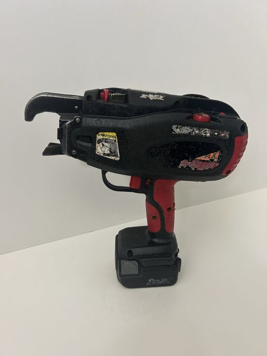 Max 398 masina de legat fier