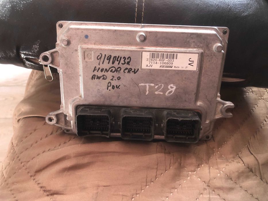 Електронен модул/компютър/ за Хонда ЦРВ 4 генерация бензин 2,0 витек