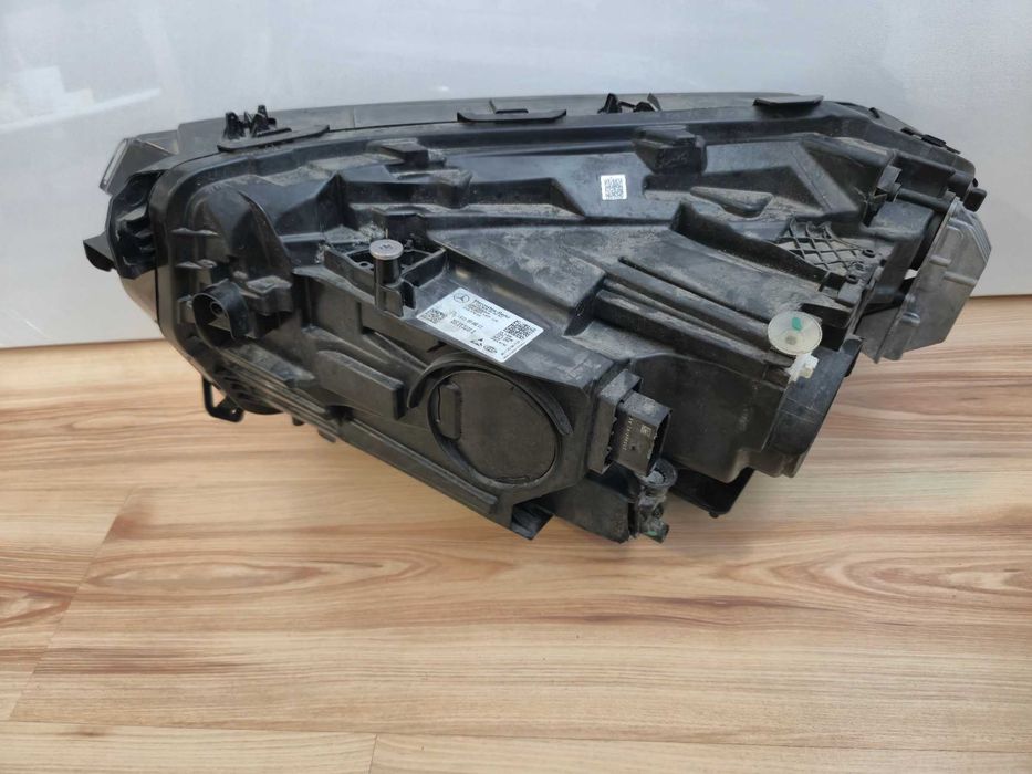 Far dreapta Led Mercedes EQB / EQA W243 X243 cod A2439069000