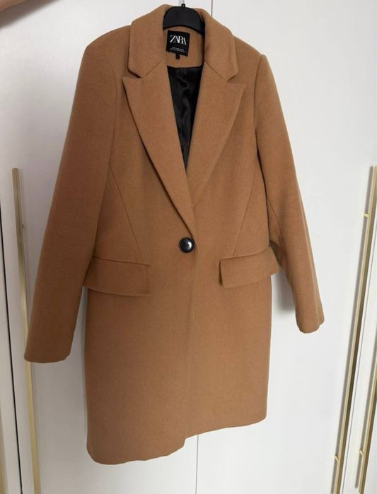 Продаю женские пальто