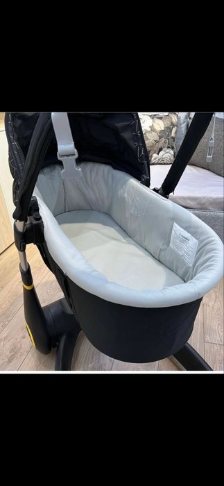 Продается КАЛЯСКА ТРАНСФОРМЕР 4 в 1 !!!