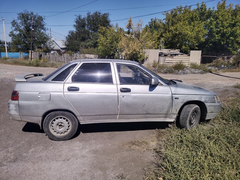 Продаю авто ваз 2110
