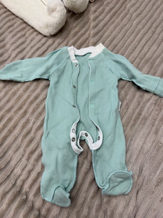 Продам вещи для новорожденных