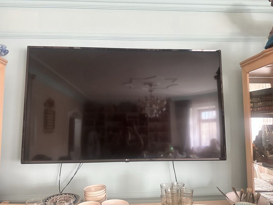 Продам телевизор lg