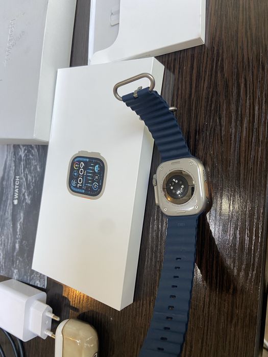 Apple Watch Ultra 2 — отличное состояние