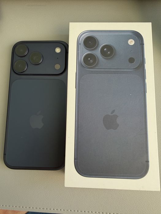 Iphone 17 pro син 256GB