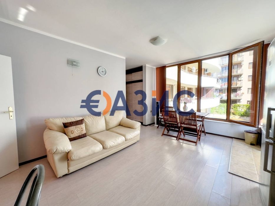 Продава се Тристаен апартамент в к.к. Слънчев бряг - 91 кв.м за 1011 €/кв.м - Снимка #2