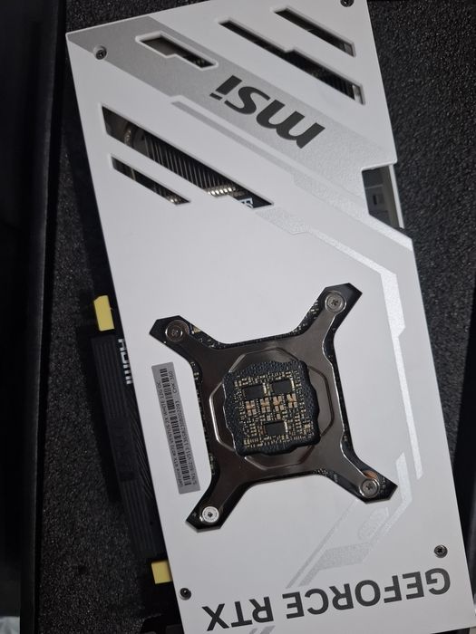RTX 4070 MSI Ventus 2X White