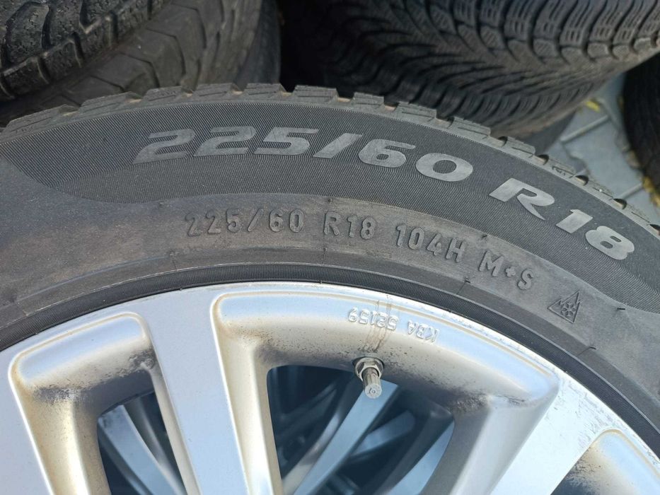 Jante / Roti Oxxo Bmw X3 Cauciucuri iarna 225 60 18 5x112