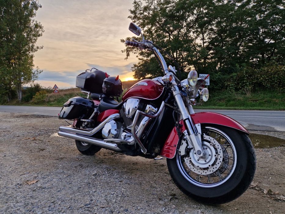 Vand Vtx 1800S muscle cruiser