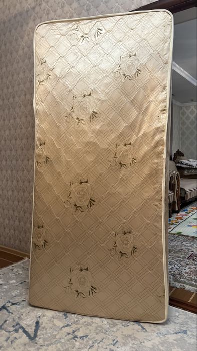 Матрас односпалка..