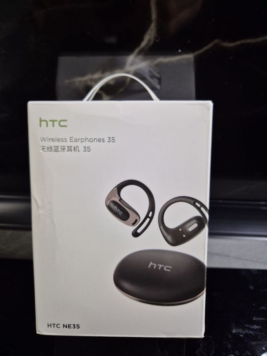 Блутут слушалки.