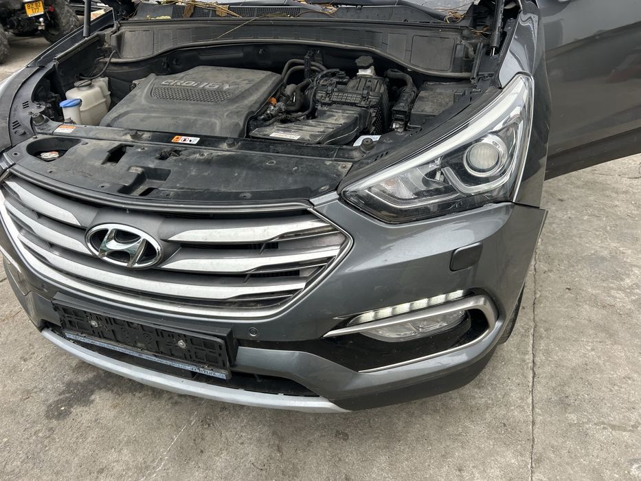 Far xenon stânga Hyundai Santa Fe 2016