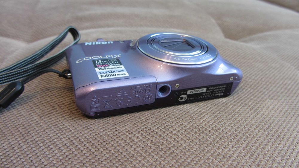 фотоапарат компактен Nikon s6400