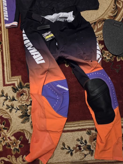 Экипировка для мотоцикла Джерси