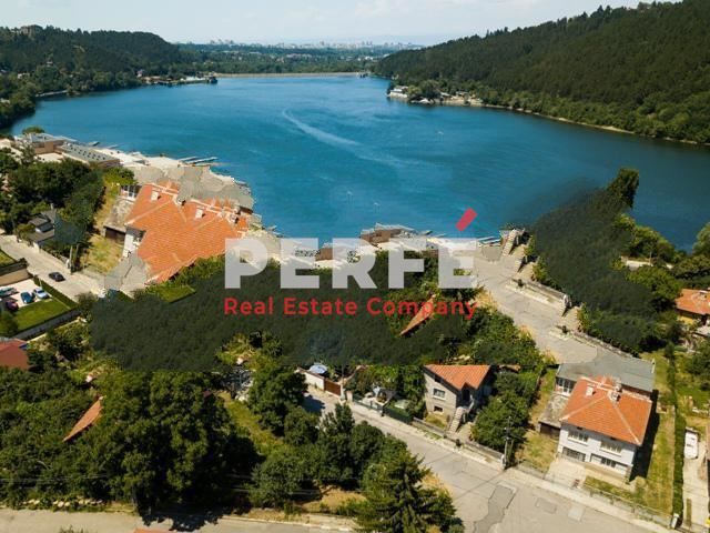 Продава се Къща в с. Панчарево, Област София-град - 635 кв.м за 851 €/кв.м - Снимка #8