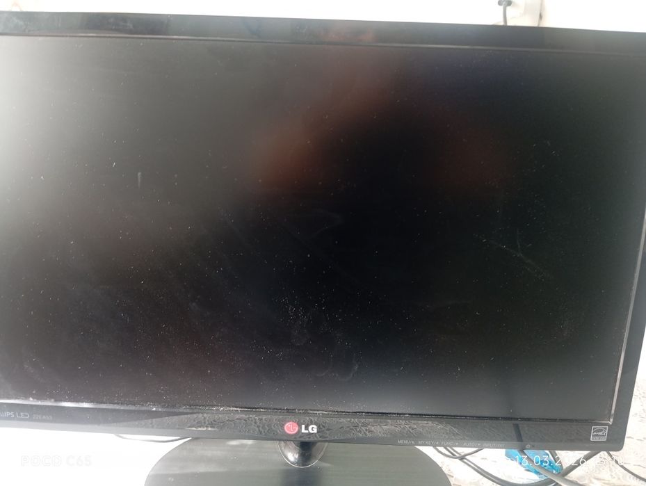 Монитор для компьютер