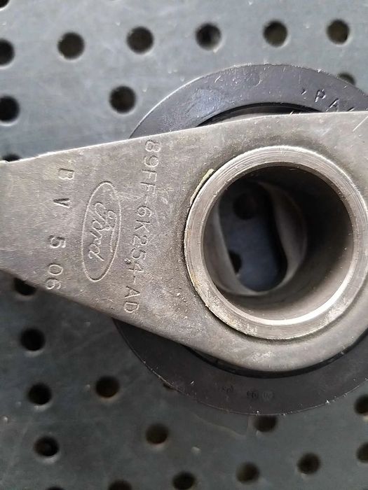 Rola intinzatoare curea distributie ford mondeo 1 89ff6k254ad