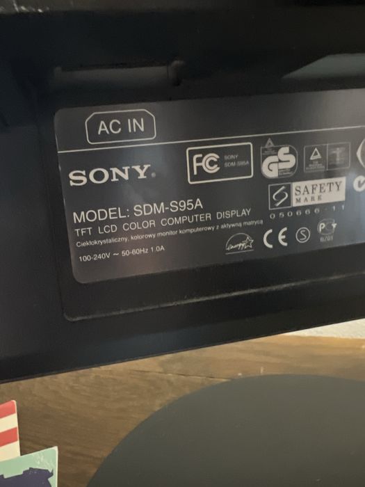 Монитор Sony SDM-S95A
