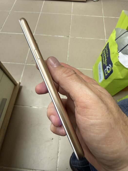 General Mobile GM8 32gb - отличен