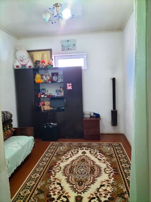 6 sotix holi sotiladi