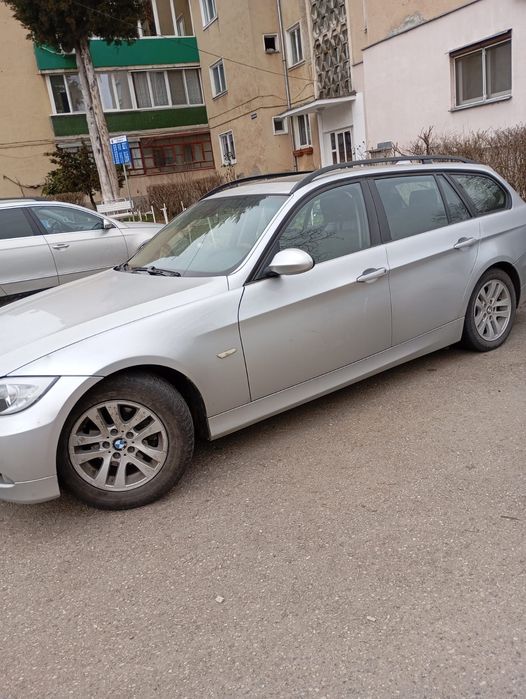 Vând BMW 320 d,in stare buna.