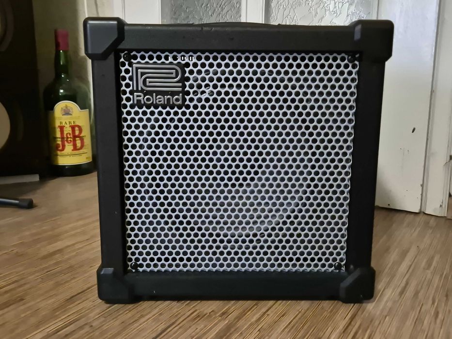 ROLAND CUBE-40XL - висок клас китарен усилвател Роланд кубе