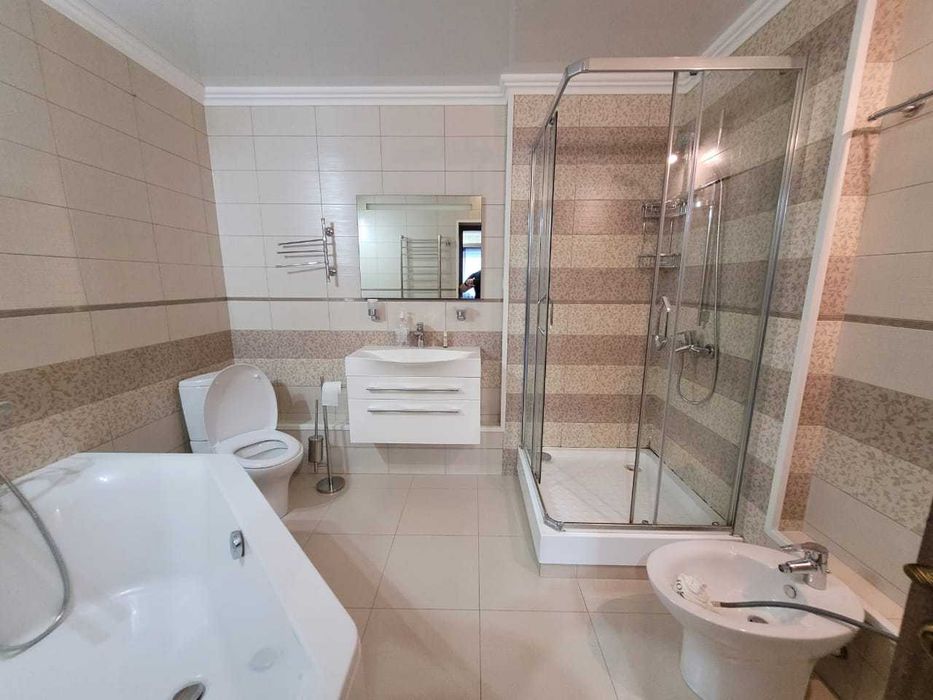 Продам 4 ком квартиру