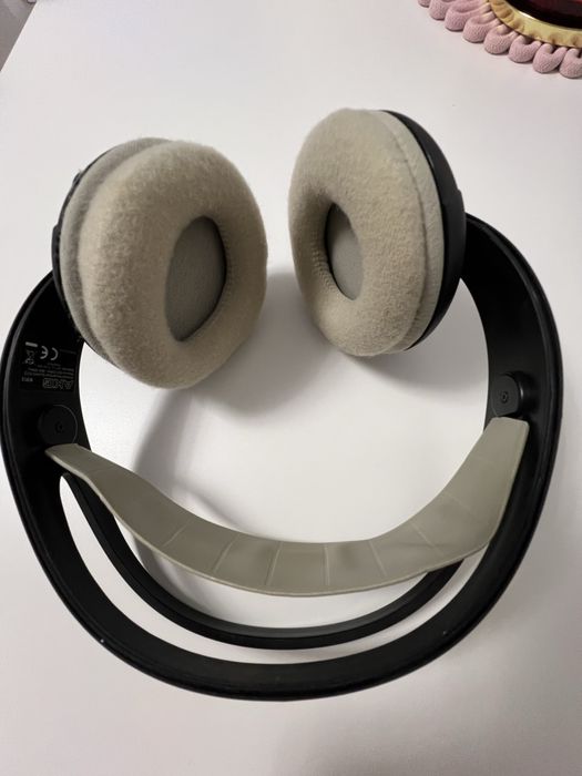 Casti AKG   K912