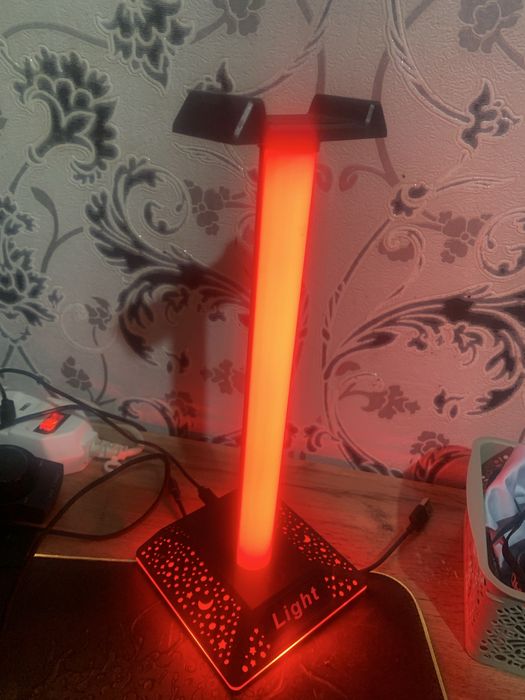 Продам подставку для наушников RGB