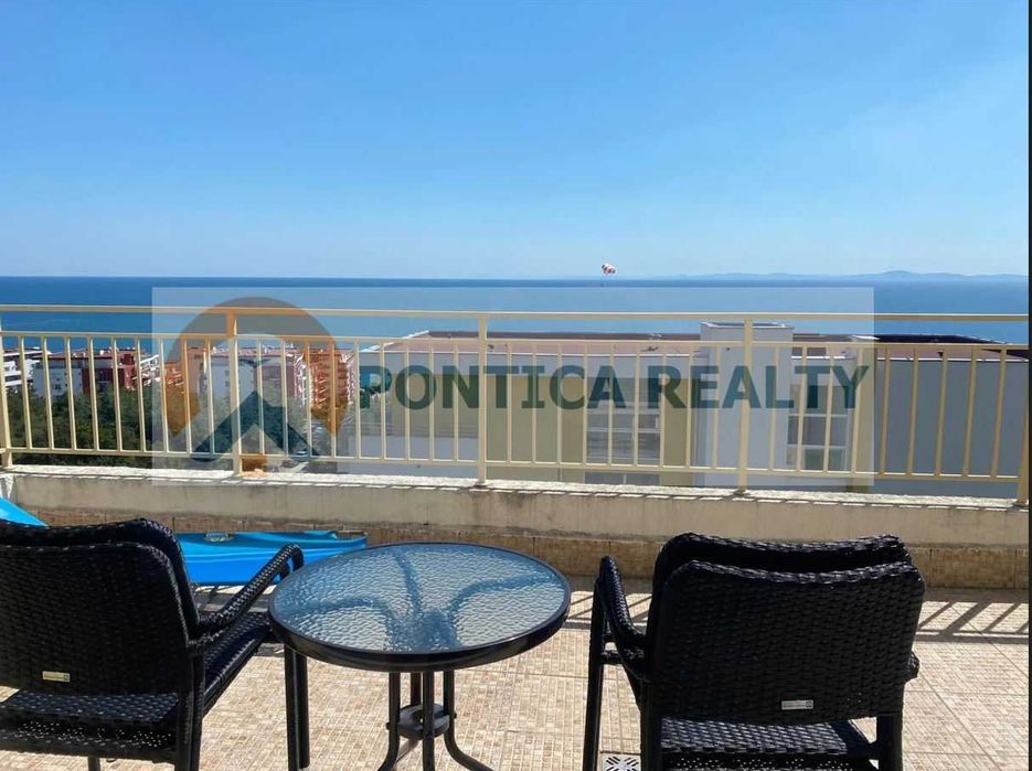 Студио с панорамна гледка море в Свети Влас