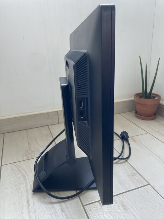 Monitor PC HP EliteDisplay E231