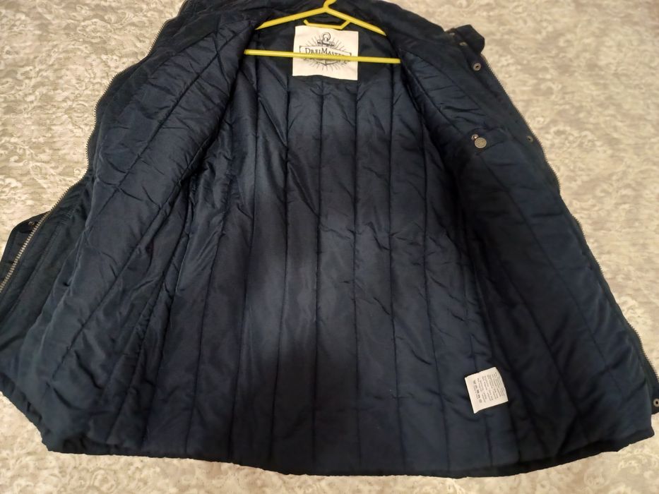 Продавам дамско яке, размер М,