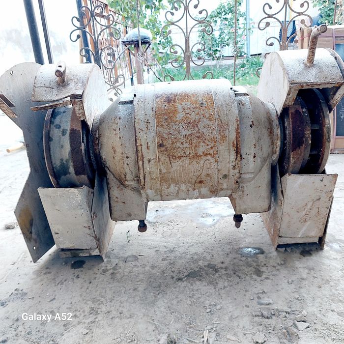 Точильно-шлифовальный станок