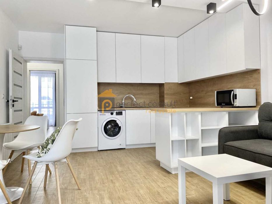 Дава се под наем Тристаен апартамент в Пловдив, Кършияка - 85 кв.м за 767.55 € - Снимка #1