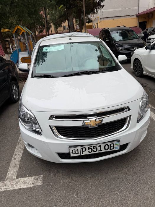 Кобальт автомат белый свет 4 позиция