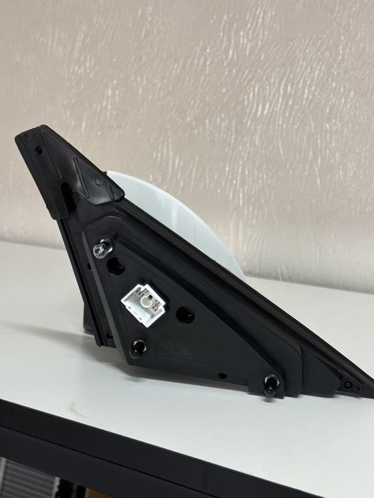 Боковое зеркало Элантра